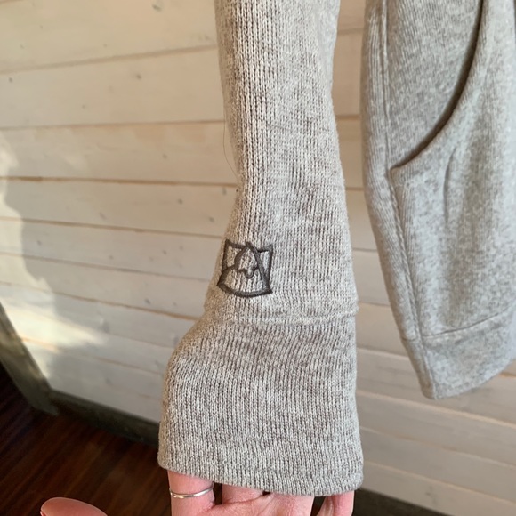 Avalanche Oatmeal Button Up Jacket - Picture 3 of 5